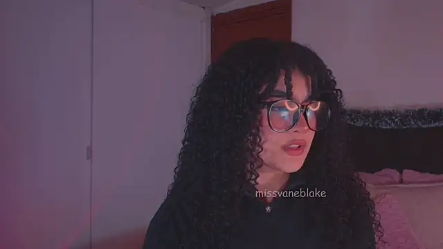 missvaneblake online show from December 22, 2025, 11:21 am