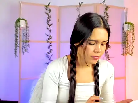 ElaMoon  online show from March 13, 2026, 1:32 am