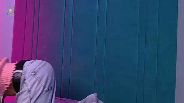 HeejinWang online show from September 28, 2025, 8:16 pm