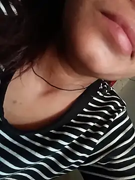 Aaisha-16 online show from May 20, 2026, 12:02 pm