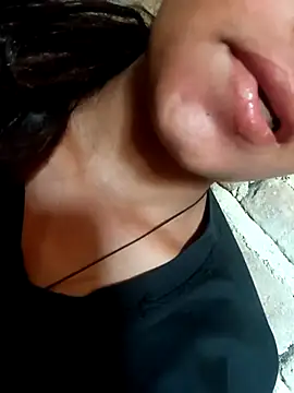 Aaisha-16 online show from April 2, 2026, 5:03 am