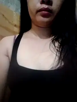 sweet bella16 online show from October 13, 2025, 4:25 am