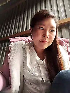 Snapshot of Siathong chatting on October 6, 2025, 4:57 am Siathong online show from October 6, 2025, 4:57 am
