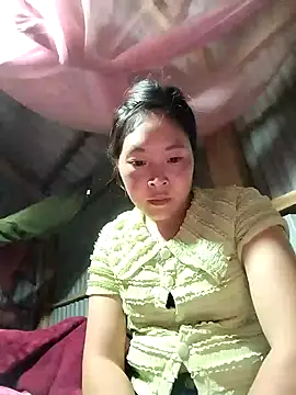 Snapshot of Siathong chatting on October 8, 2025, 1:01 pm Siathong online show from October 8, 2025, 1:01 pm