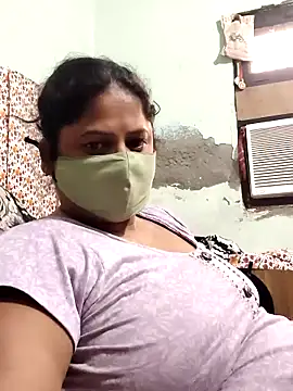 Snapshot of Mmm143 chatting on January 18, 2026, 4:16 am Mmm143 online show from January 18, 2026, 4:16 am