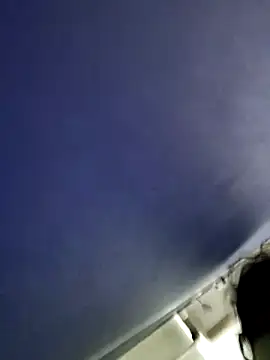 Mmm143 online show from April 4, 2026, 11:44 pm