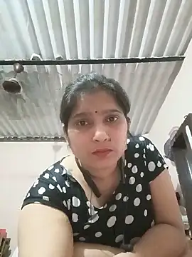 aliya-jaan71 online show from May 13, 2026, 6:26 pm
