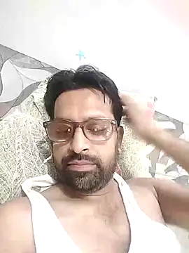 mohsin99272 online show from October 1, 2025, 6:40 am