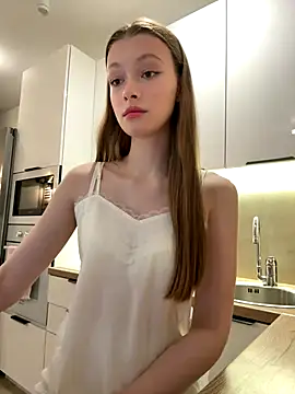 FriendlyFire 18 online show from December 18, 2025, 8:23 pm