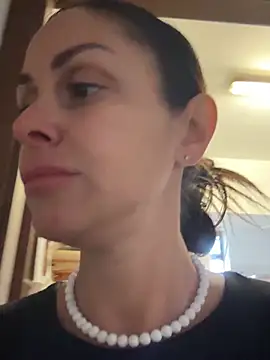 ainaht online show from March 26, 2026, 8:45 am