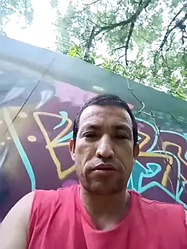 Snapshot of zamir_adam chatting on October 13, 2025, 11:01 am zamir adam online show from October 13, 2025, 11:01 am