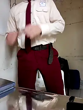 Snapshot of zamir_adam chatting on November 20, 2025, 1:45 pm zamir adam online show from November 20, 2025, 1:45 pm