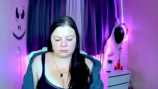 BritneyRaine online show from October 19, 2025, 6:16 am