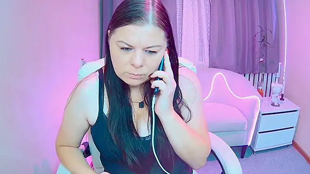 BritneyRaine online show from November 11, 2025, 7:14 am