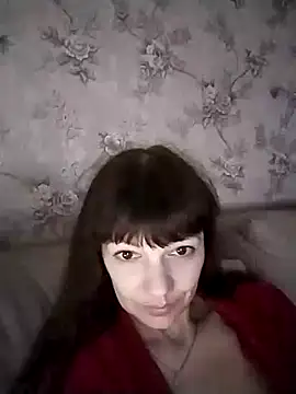 AliceSwan1122 online show from May 14, 2026, 8:50 pm