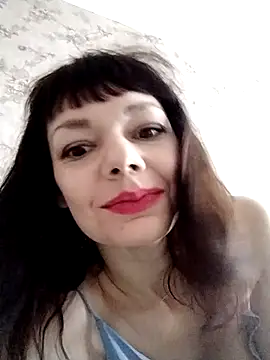 Snapshot of AliceSwan1122 chatting on June 26, 2026, 10:10 am AliceSwan1122 online show from June 26, 2026, 10:10 am