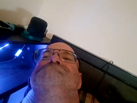nounours197314 online show from May 29, 2026, 5:24 am