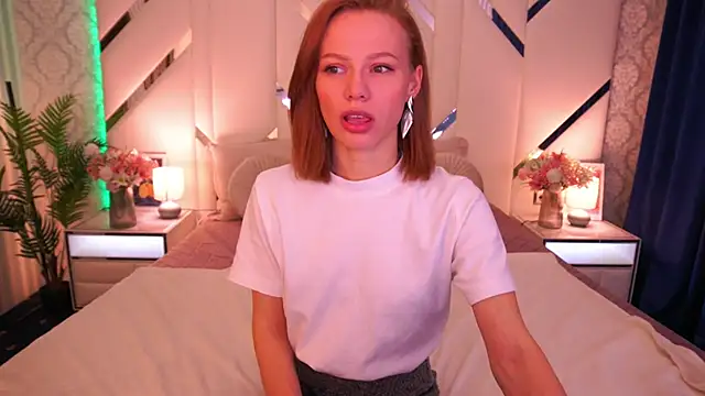 ShyySiren online show from April 2, 2026, 6:53 am