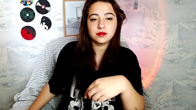 Olivia Defo online show from September 25, 2025, 6:52 am