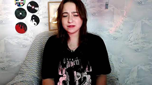 Olivia Defo online show from September 24, 2025, 1:50 pm