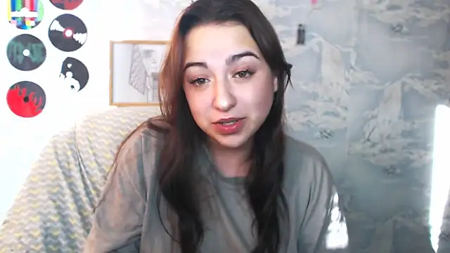 Olivia Defo online show from October 3, 2025, 12:06 pm