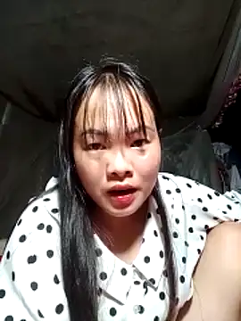 emilyzz online show from February 12, 2026, 3:39 am