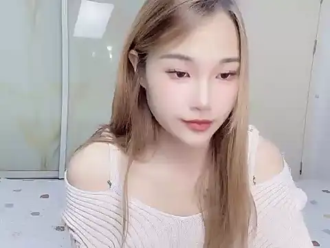 W-Sunflower online show from October 17, 2025, 2:19 pm