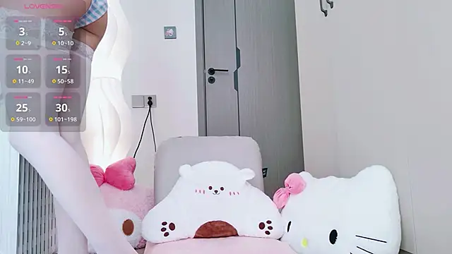 Snapshot of schoolgirl-nurse chatting on February 7, 2026, 8:00 am schoolgirl-nurse online show from February 7, 2026, 8:00 am