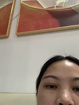 lisa nvren online show from September 24, 2025, 9:05 am