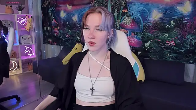 JessieRich online show from September 30, 2025, 12:22 pm