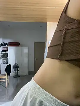 Bella sexy98 online show from October 30, 2025, 5:50 am