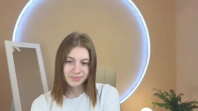 Snapshot of Pink_Muse chatting on November 14, 2025, 1:48 pm Pink Muse online show from November 14, 2025, 1:48 pm