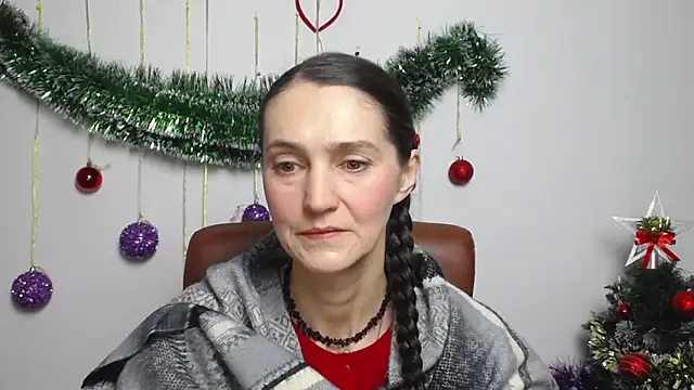 TayaFinch online show from December 19, 2025, 1:24 pm