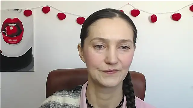 Snapshot of TayaFinch chatting on February 21, 2026, 1:13 pm TayaFinch online show from February 21, 2026, 1:13 pm