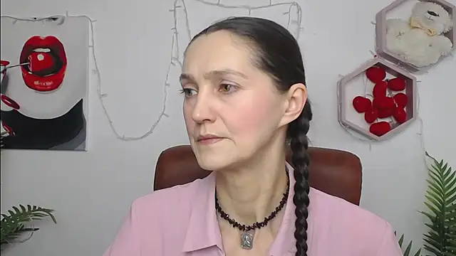 Snapshot of TayaFinch chatting on February 28, 2026, 1:22 pm TayaFinch online show from February 28, 2026, 1:22 pm