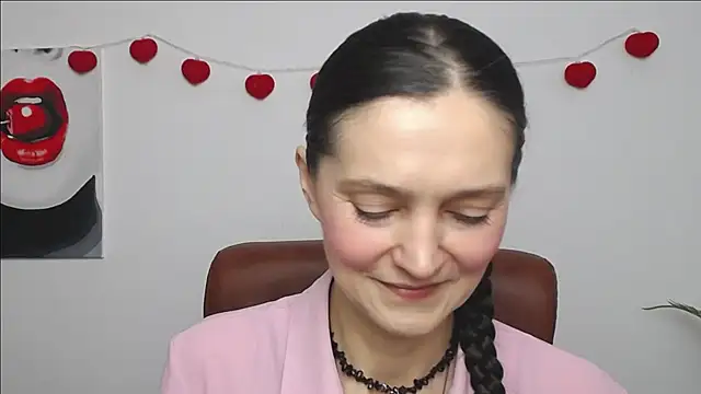 Snapshot of TayaFinch chatting on February 20, 2026, 1:24 pm TayaFinch online show from February 20, 2026, 1:24 pm