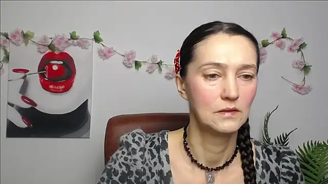 Snapshot of TayaFinch chatting on February 7, 2026, 1:08 pm TayaFinch online show from February 7, 2026, 1:08 pm