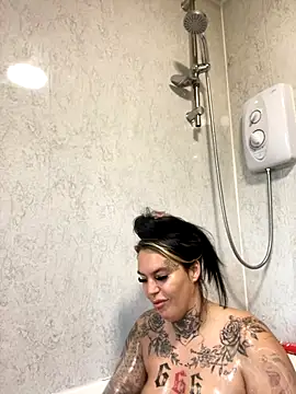 DIRTY PAISLEY X online show from September 26, 2025, 4:25 pm