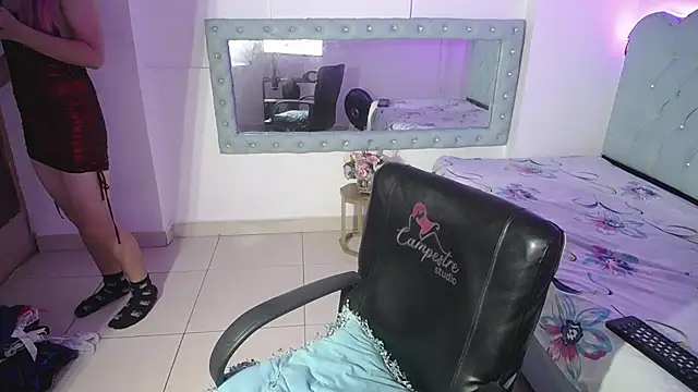 Cordelia Perlman online show from October 14, 2025, 12:06 pm