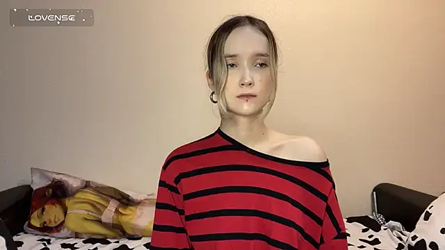 SoftcoreAlly online show from November 10, 2025, 12:32 pm