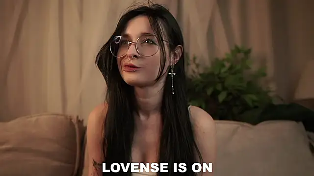 DarcyAspacio online show from February 11, 2026, 11:21 am