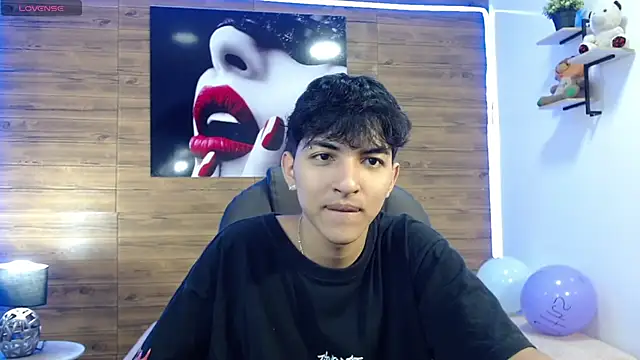 JasperFlam3 online show from October 9, 2025, 3:23 pm