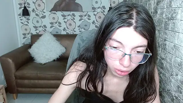 alllyson  online show from September 26, 2025, 7:54 pm