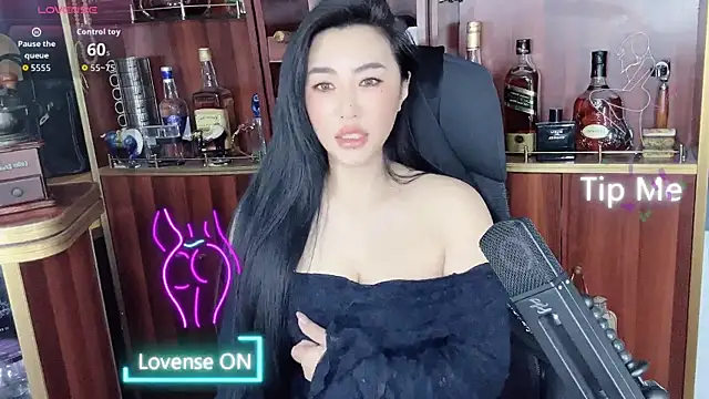 A-Lin-666 online show from October 9, 2025, 10:05 am