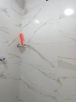 MiQeilaSweet online show from November 26, 2025, 7:58 pm