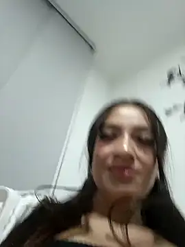 MiQeilaSweet online show from February 15, 2026, 12:33 am