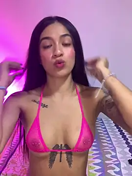 MiQeilaSweet online show from July 8, 2026, 6:41 pm