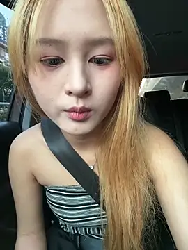Snapshot of yuki_june chatting on October 16, 2025, 10:12 am yuki june online show from October 16, 2025, 10:12 am
