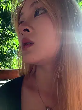 Snapshot of yuki_june chatting on October 27, 2025, 9:10 am yuki june online show from October 27, 2025, 9:10 am