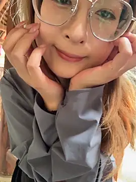 yuki june online show from April 16, 2026, 7:09 am